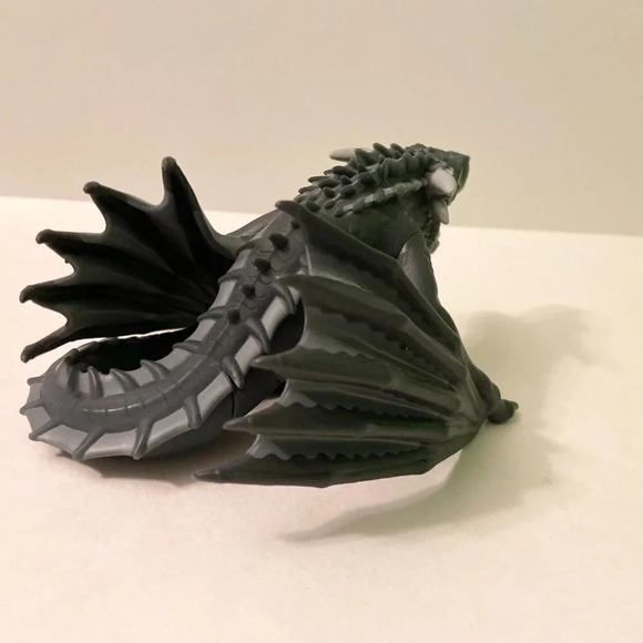 2018 Game of Thrones Wight Viserion 6 Inch Long Titans  Vinyl Dragon Figure - Picture 4 of 16